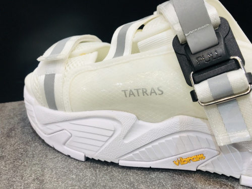 インポートブランドのTATRAS