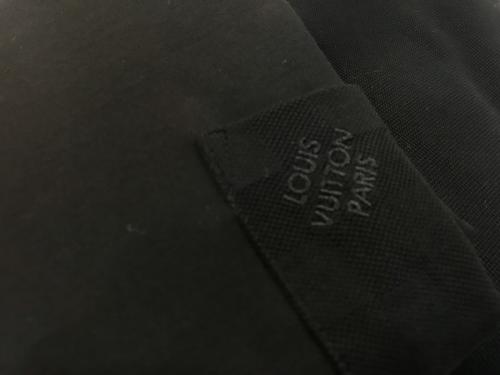 ルイ ヴィトン　のポロシャツ