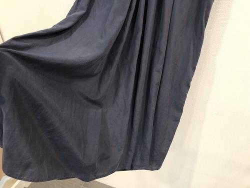 シルク フロントギャザーワンピースのレディース