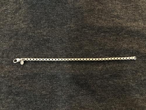 ティファニーのベネチアンリンクブレスレット