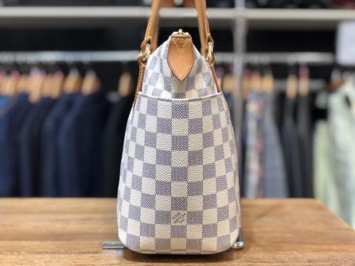 LOUIS　VUITTONのルイヴィトン