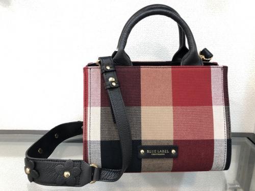 BLUE LABEL CRESTBRIDGEのブルーレーベル・クレストブリッジ