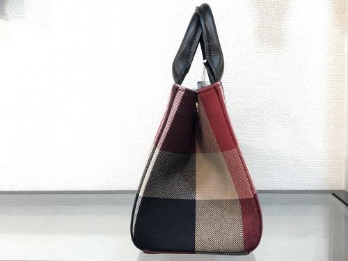 ブルーレーベル・クレストブリッジの２WAYバッグ