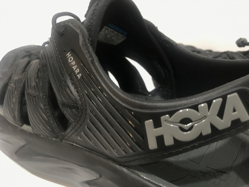 アウトドアブランドのHOKAONEONE