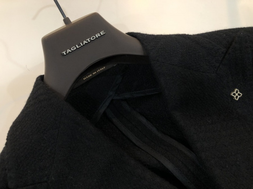 ビジネスアイテムのTAGLIATORE