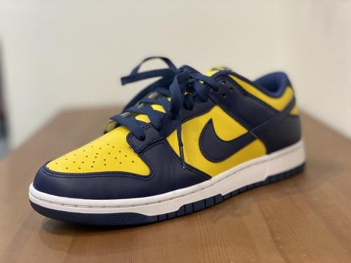 ナイキのDUNK LOW RETRO