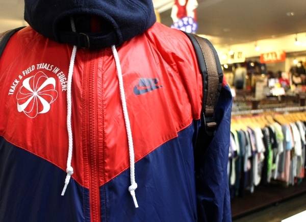 ゴツナイキTシャツ入荷。｜ブランド品・古着の販売と買取はトレファク