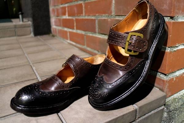 Tricker's/トリッカーズの人気ストラップシューズ、メリージェーン入荷 ...