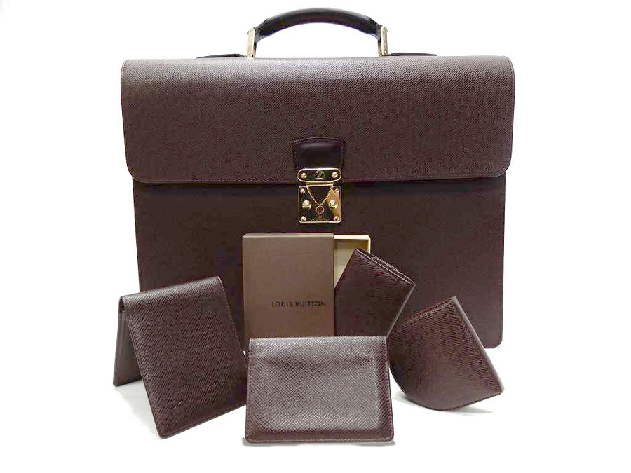 美品 LOUIS VUITTON ルイヴィトン タイガ LOUIS VUITTON / ルイ ヴィトン】LVメンズライン”タイガ”多数