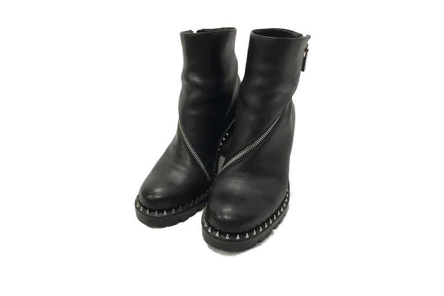 【極美品】 クリスチャンルブタン Birgitta Lug Boots CHRISTIAN LOUBOUTIN Calfskin Spikes Birgitta Lug 70 Zip
