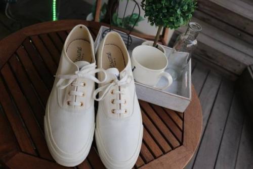 [Maison Kitsune]キャンバス スニーカー - ブラック CANVAS LACE-UP SNEAKERS | Maison Kitsuné