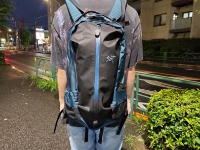 「アウトドアブランドのARCTERYX 」