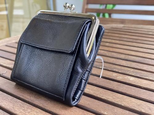 YOHJI YAMAMOTO / ヨウジヤマモト】がま口財布のご紹介