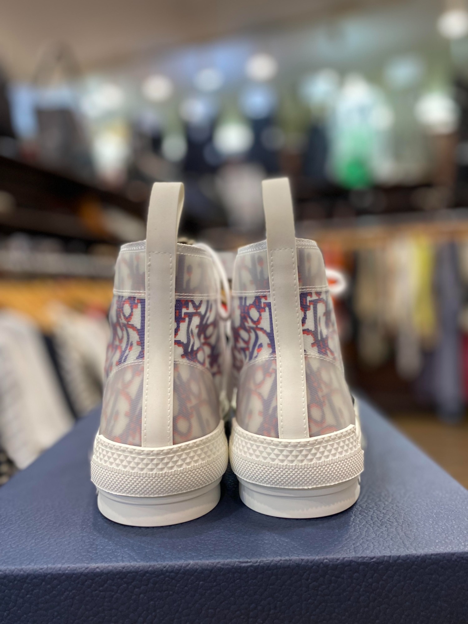 k　ディオールオム Dior Homme/ディオール オム】から「B23 High Top Sneakers（B23