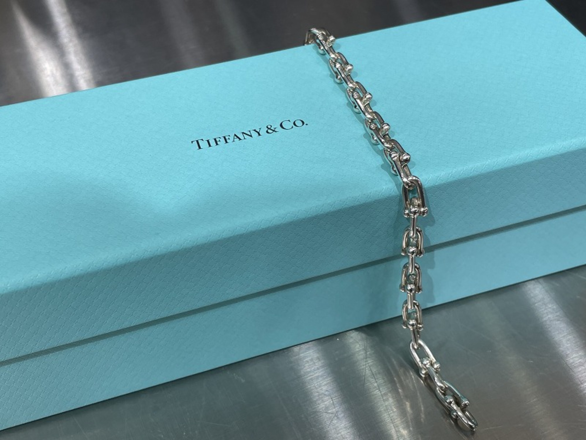 TIFFANY & Co./ティファニーからハードウェアスモールリンク