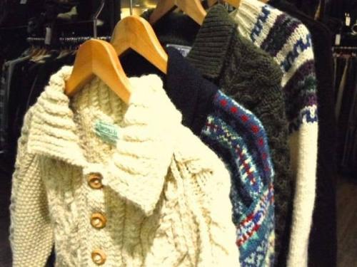 ジャミーソンズのカーディガン