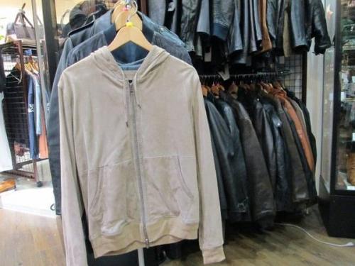 トレファクスタイル三鷹店ブログ画像３