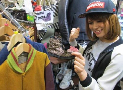 レディースの三鷹