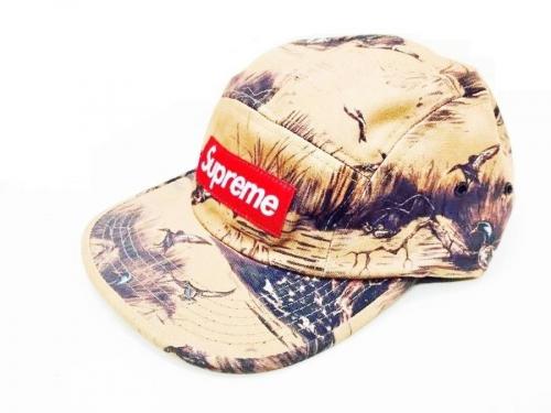 SUPREMEのシュプリーム