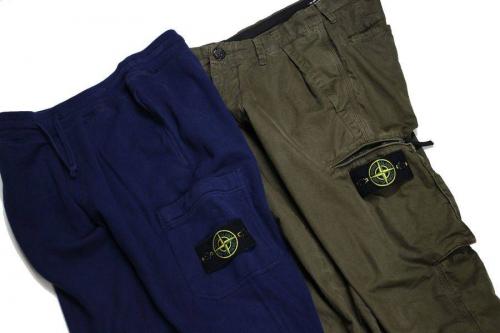 新入荷のストーンアイランド