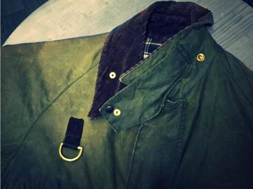 三鷹のスタイル