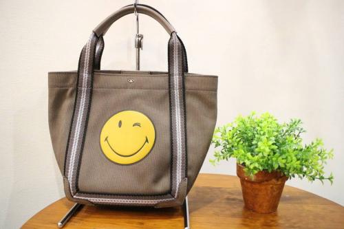 アニヤハインドマーチの三鷹