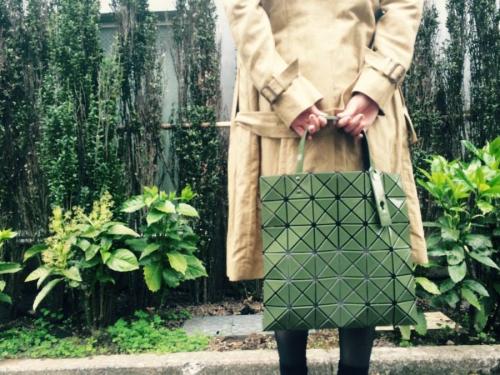 クラッチバッグの三鷹