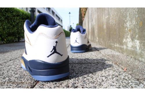 スニーカーの買取強化