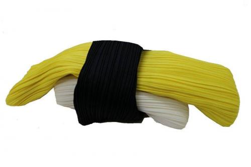 プリーツプリーズのPLEATS PLEASE