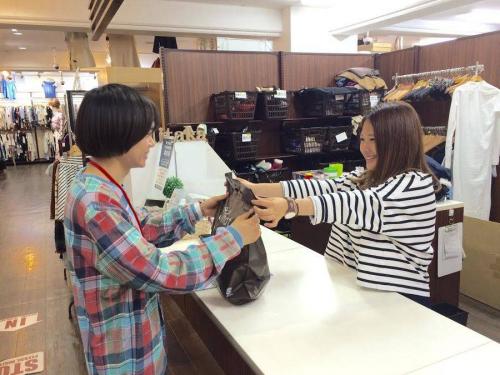 アルバイトの古着屋