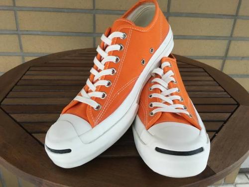 スニーカーのコラボ