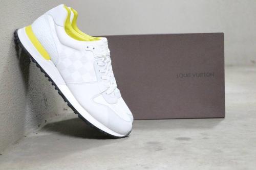 ルイヴィトンの三鷹