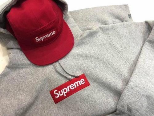 三鷹のシュプリーム