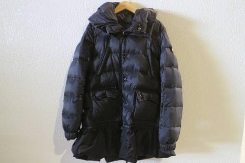 阿部千登勢のMONCLER