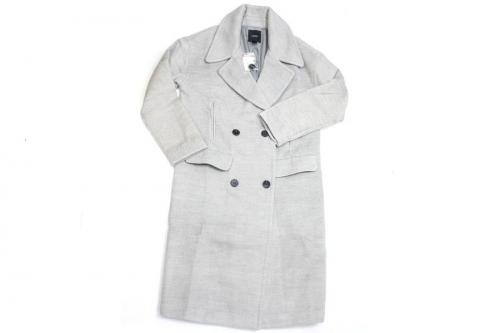 スカジャンの三鷹