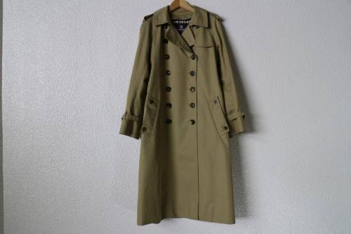 トレンチコートの有名人着用