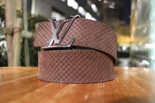 ルイヴィトンの三鷹