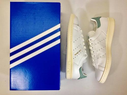 stan smithのadidas