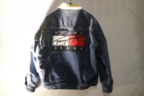 TOMMY HILFIGERのTOMMY JEANS