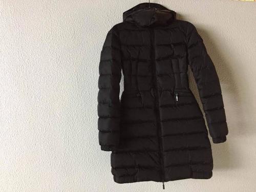 モンクレールのMONCLER