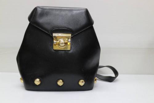 三鷹のSalvatore Fellagamo