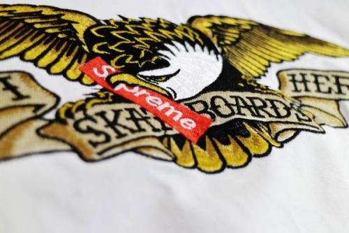 シュプリームのストリート