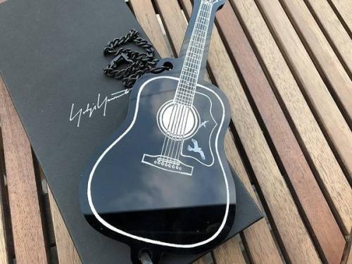 アンダーカバーの三鷹