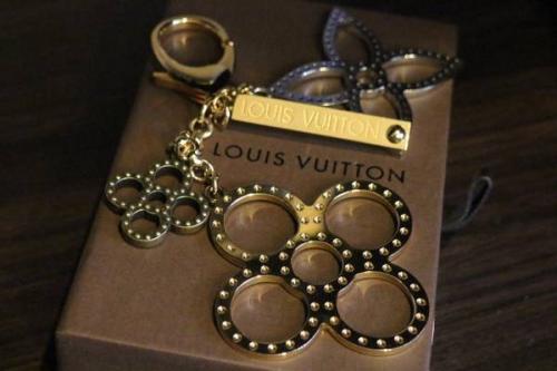 LOUIS VUITTONの西東京