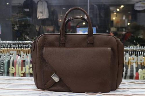 バッグのレザー