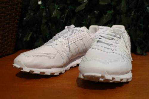 adidasのスニーカー