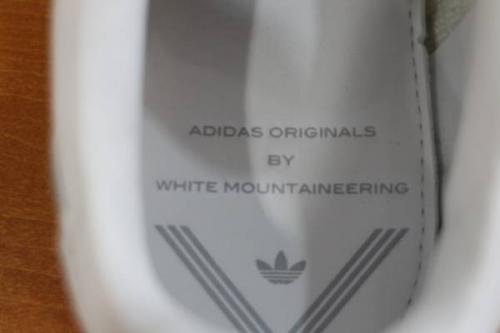 スポーツのアディダス