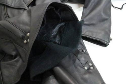 ミハラヤスヒロのライダースジャケット