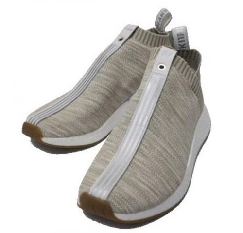 アディダスのキス