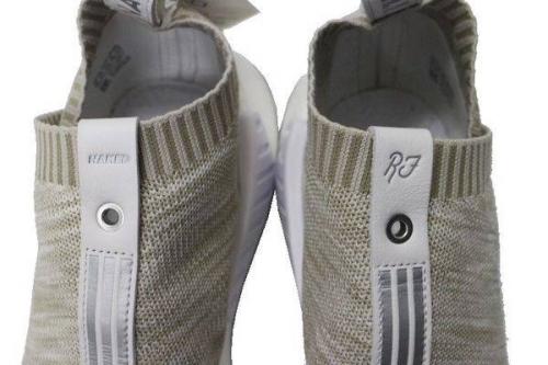 キスのネイキッド